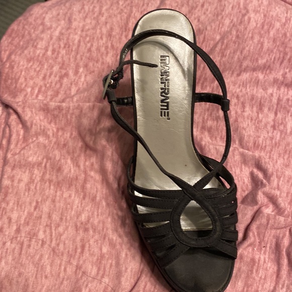 Womens black high heels size: 61/2 - Picture 2 of 7